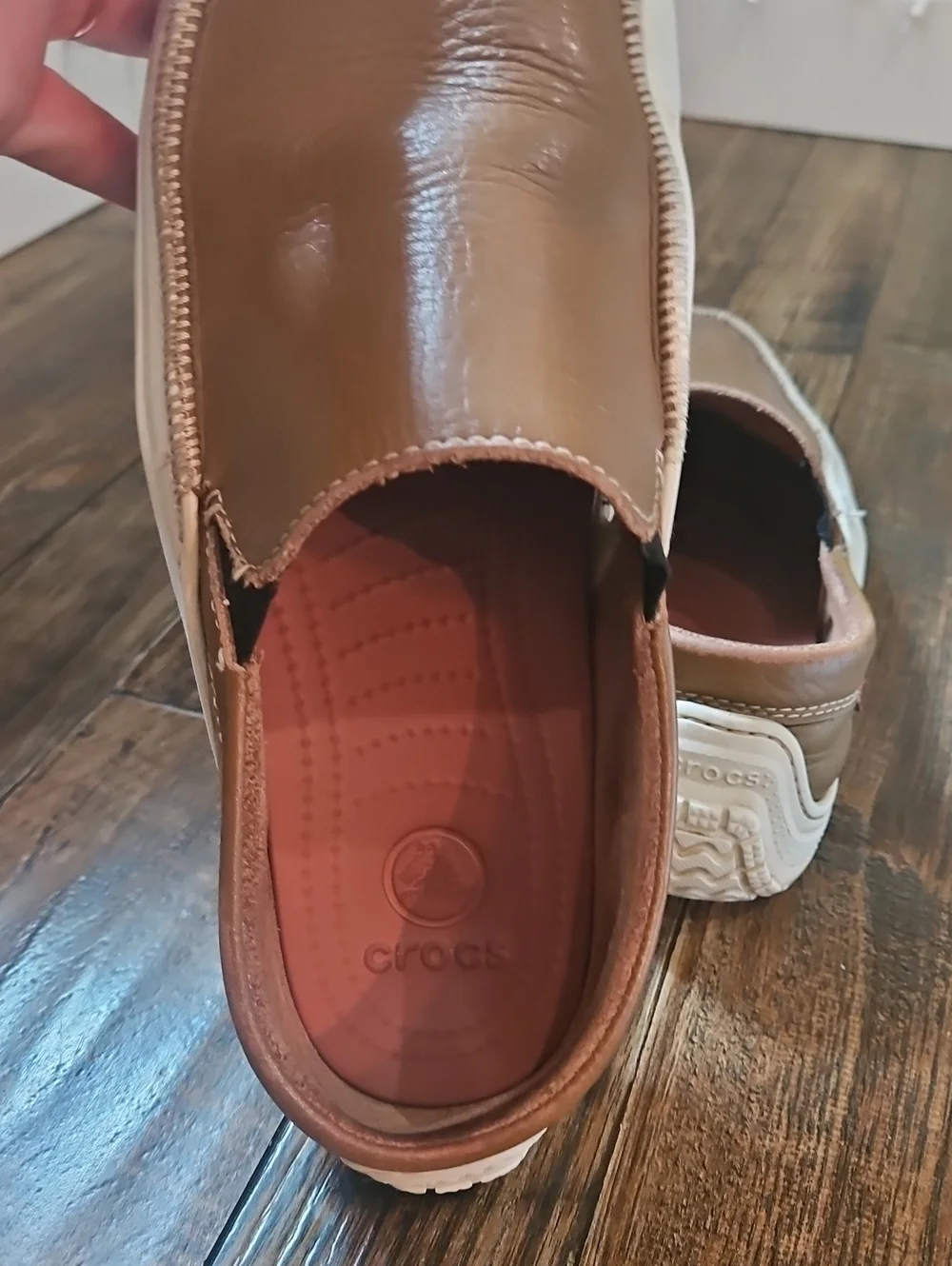 CROCS Tideline Tan Brown Leather‎ Slip-On Loafers with Beige Sole